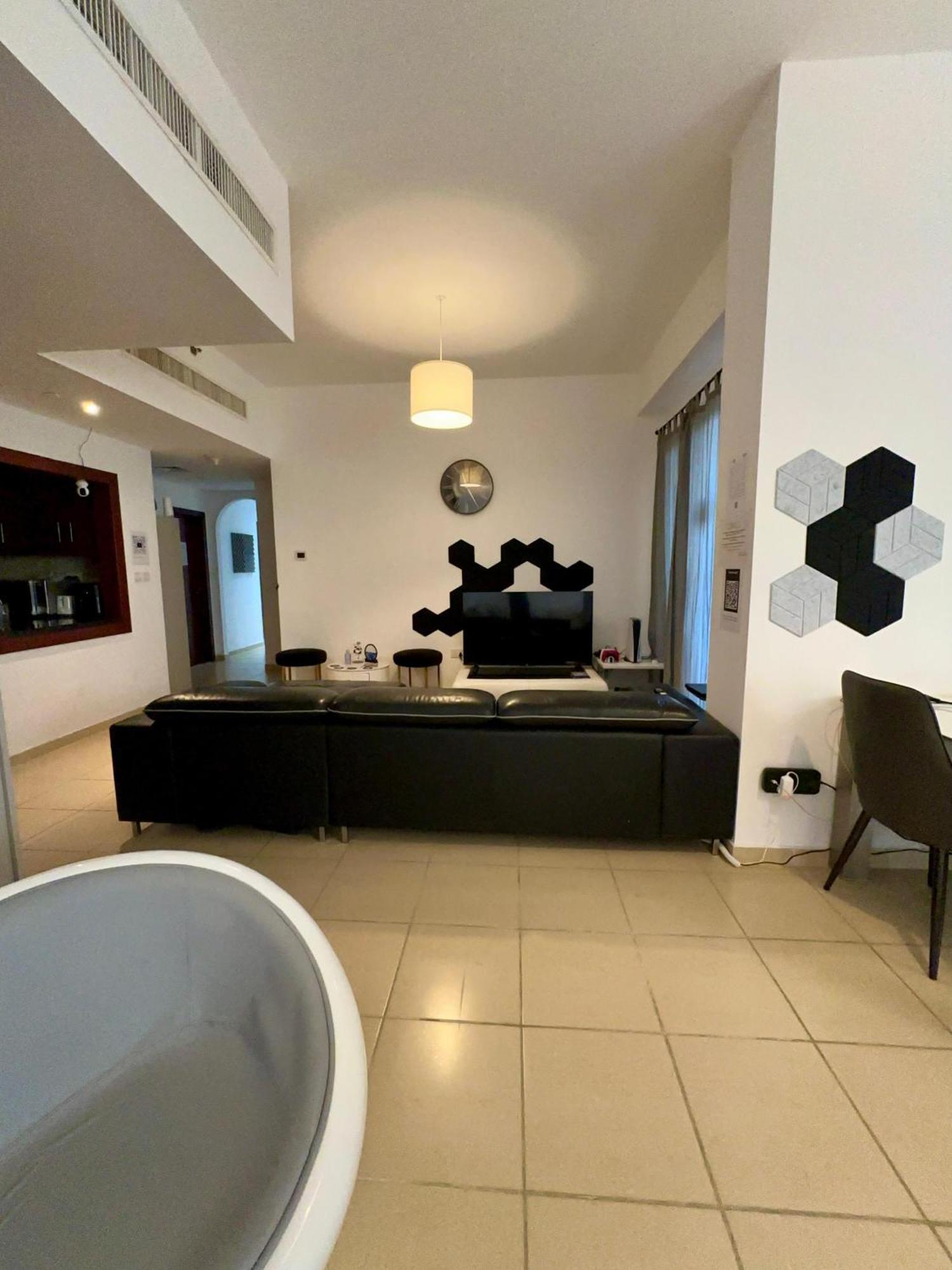 Sanciel Holiday Home Jbr Dubai Bagian luar foto